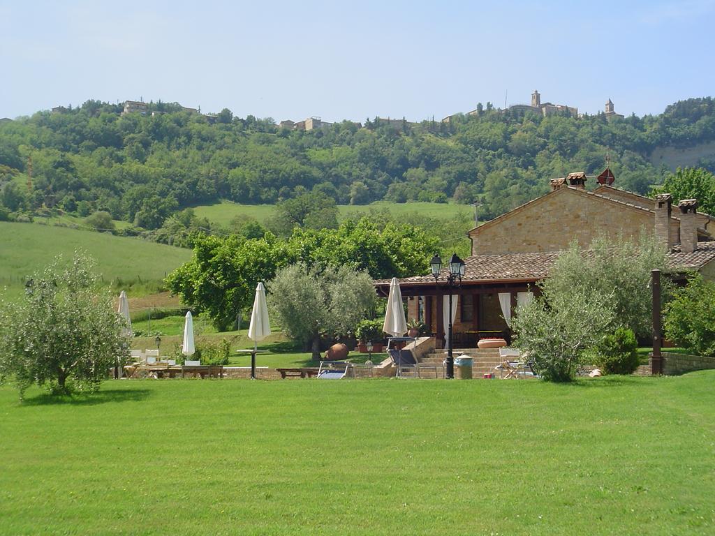 Agriturismo Tre Querce Penna San Giovanni Eksteriør bilde