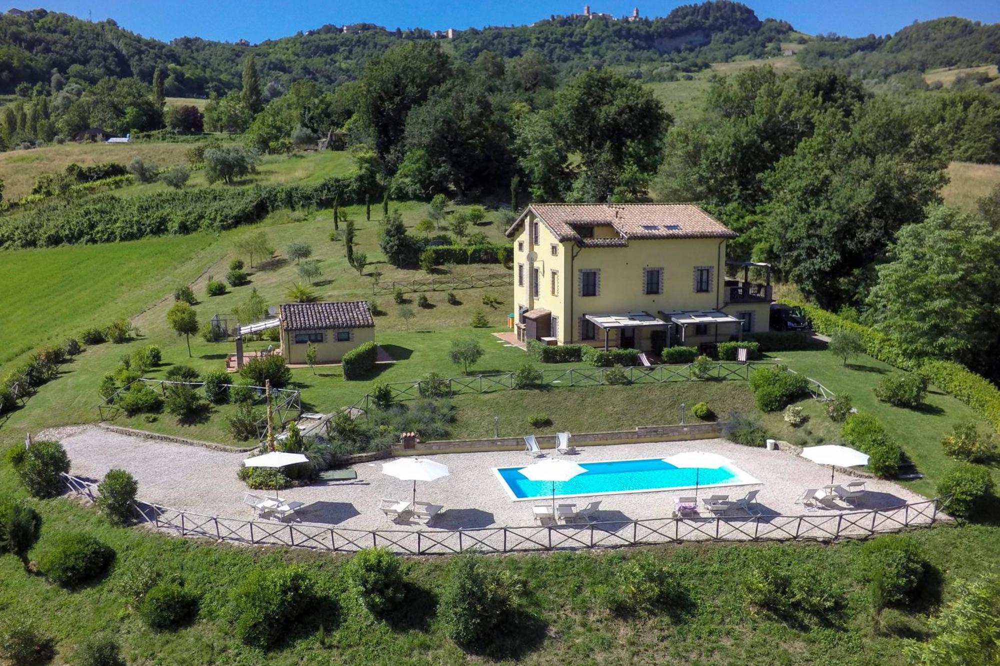 Agriturismo Tre Querce Penna San Giovanni Eksteriør bilde